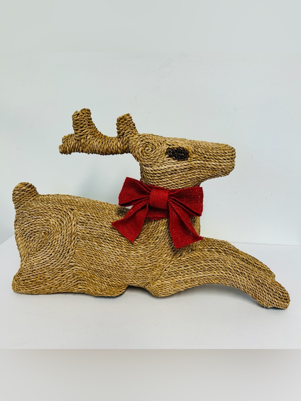 Mud Pie XLarge Holiday Rustic Resin Wicker-Style Design Sparkly Reindeer Sitter